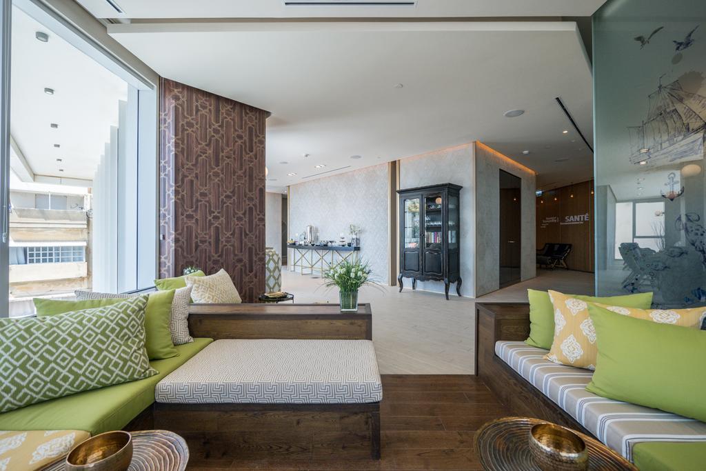 David Tower Hotel Netanya By Prima Hotels - 16 Years Plus 외부 사진 The interior of a penthouse at The Ritz-Carlton, South Beach
