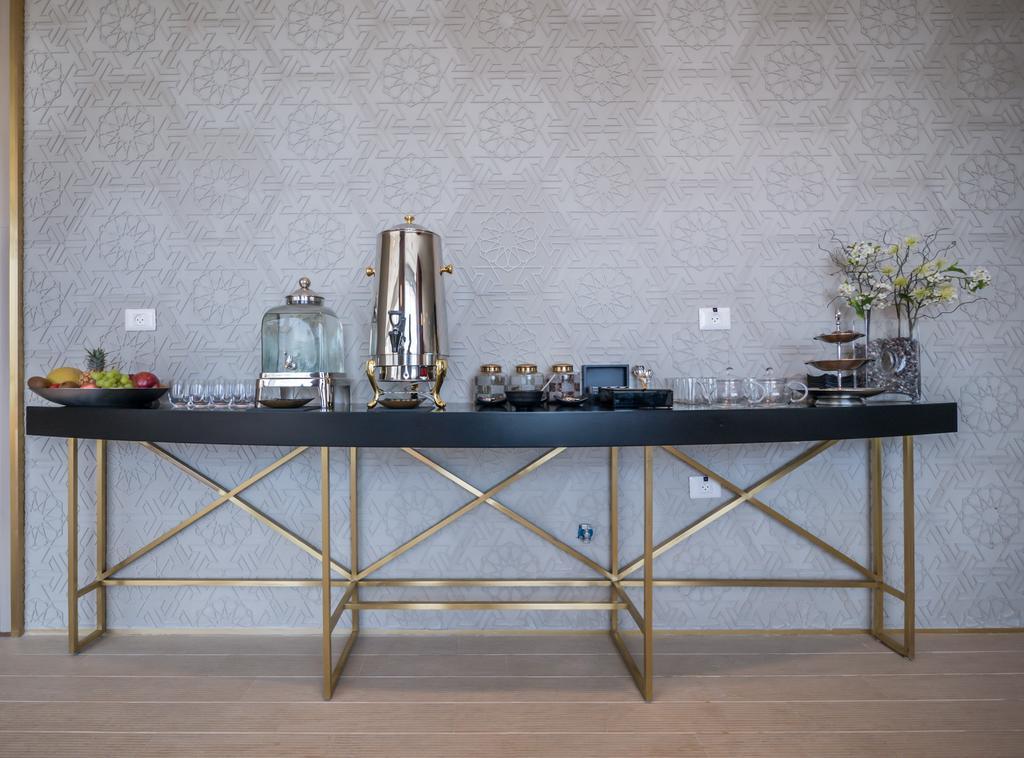 David Tower Hotel Netanya By Prima Hotels - 16 Years Plus 외부 사진 A buffet table
