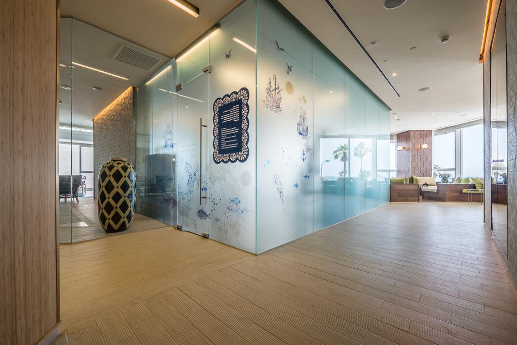 David Tower Hotel Netanya By Prima Hotels - 16 Years Plus 외부 사진 Interior of the Embassy of the Republic of Korea in the Philippines